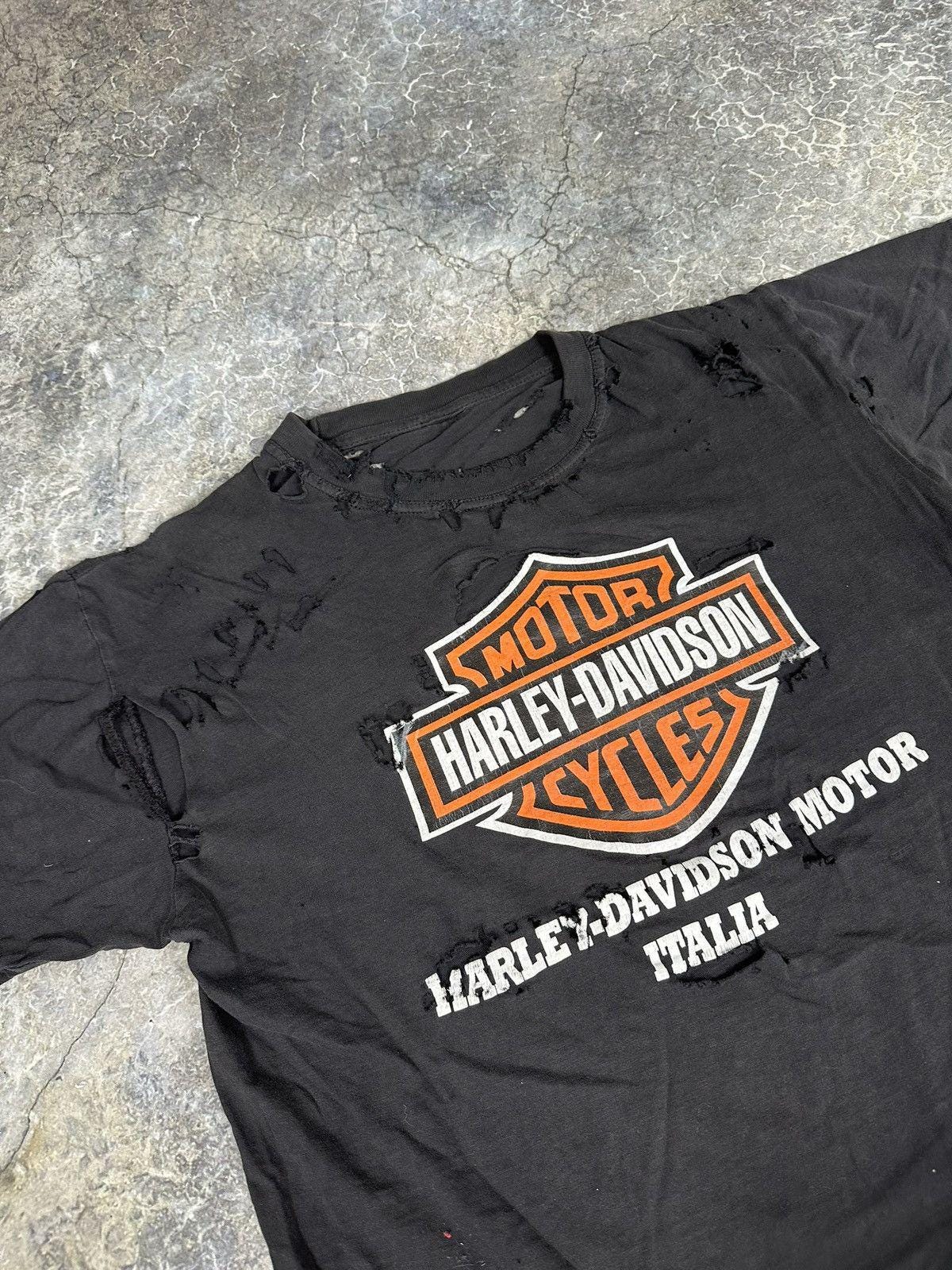 Vintage Thrashed Harley Davidson Italia