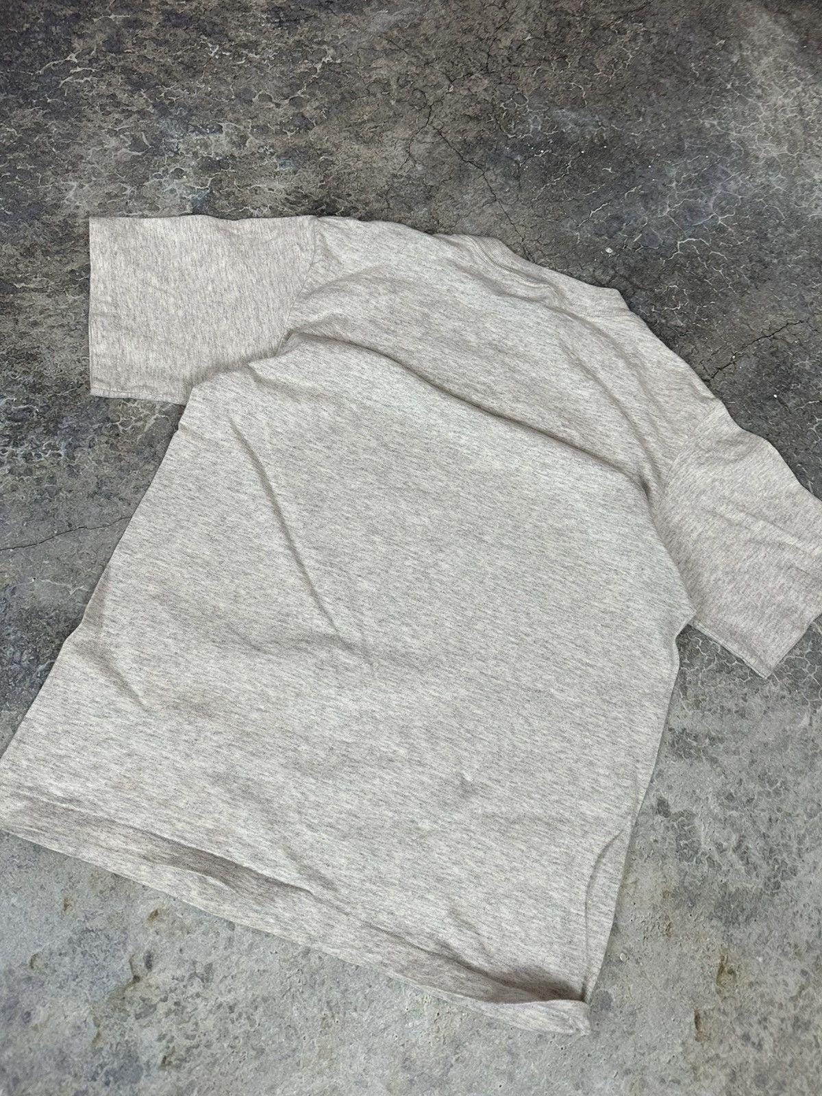Vintage Tight Fit Guess Tee
