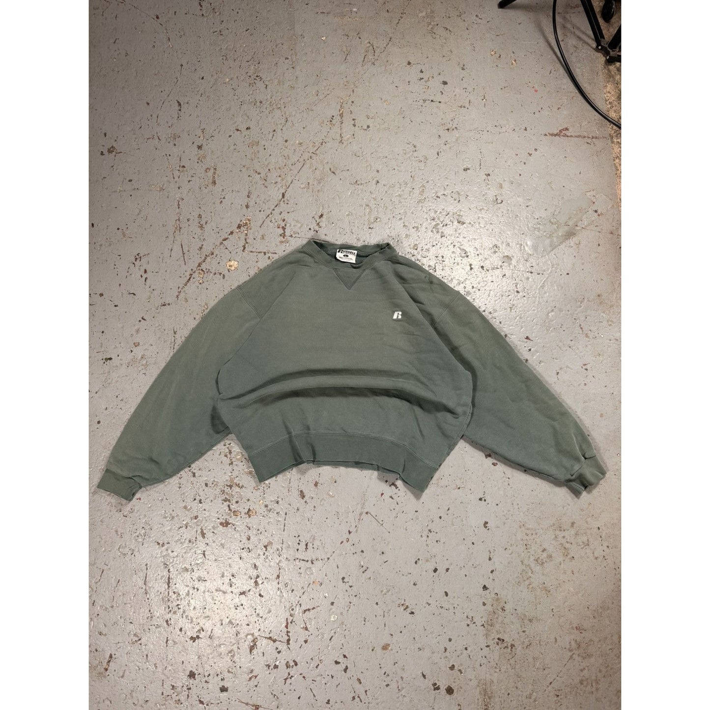 Insane Vintage Distressed Russell Athletics Faded Blank Swea