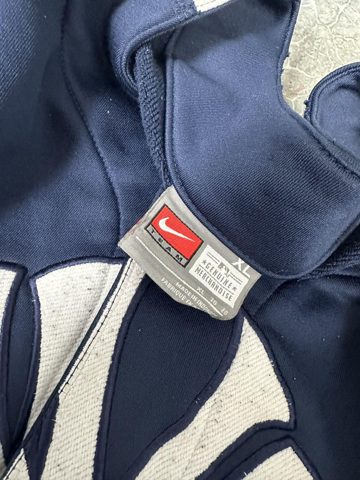 Vintage Nike New York Yankees Embroidered Jersey