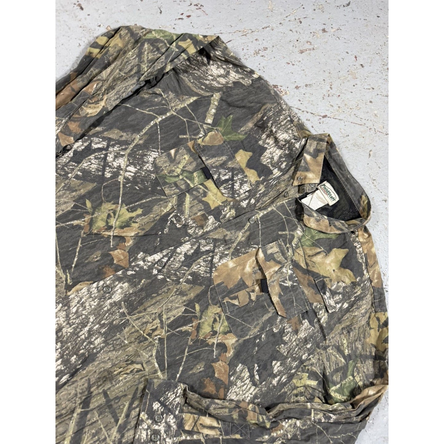 Vintage Realtree Camo Button Up Shirt