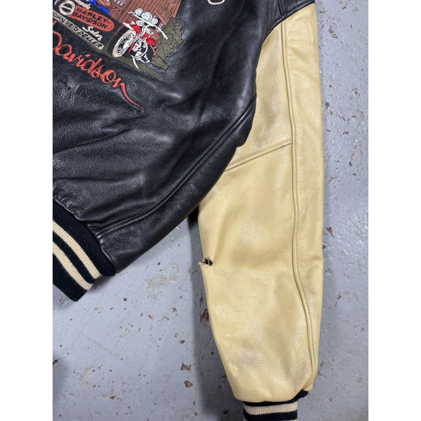 Insane Vintage Harley Davidson Leather 2 Tone Classic Jacket