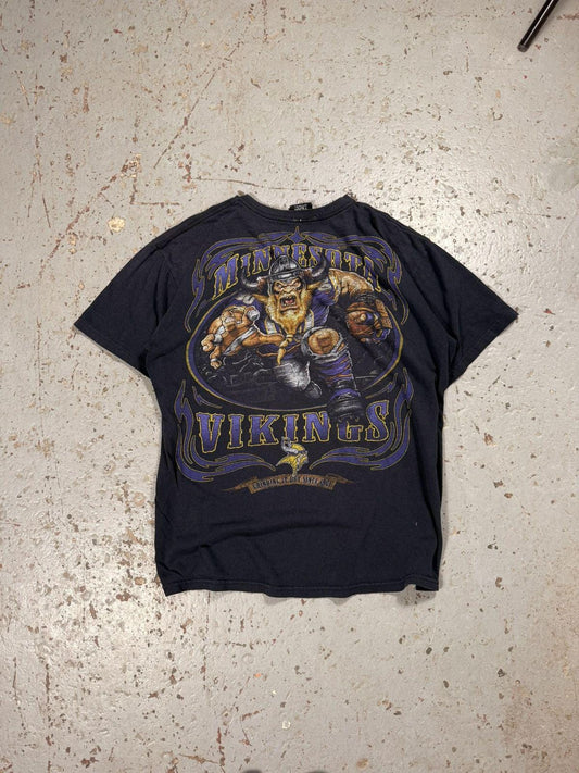 Vintage Minnesota Vikings NFL graphic Distressed Tee