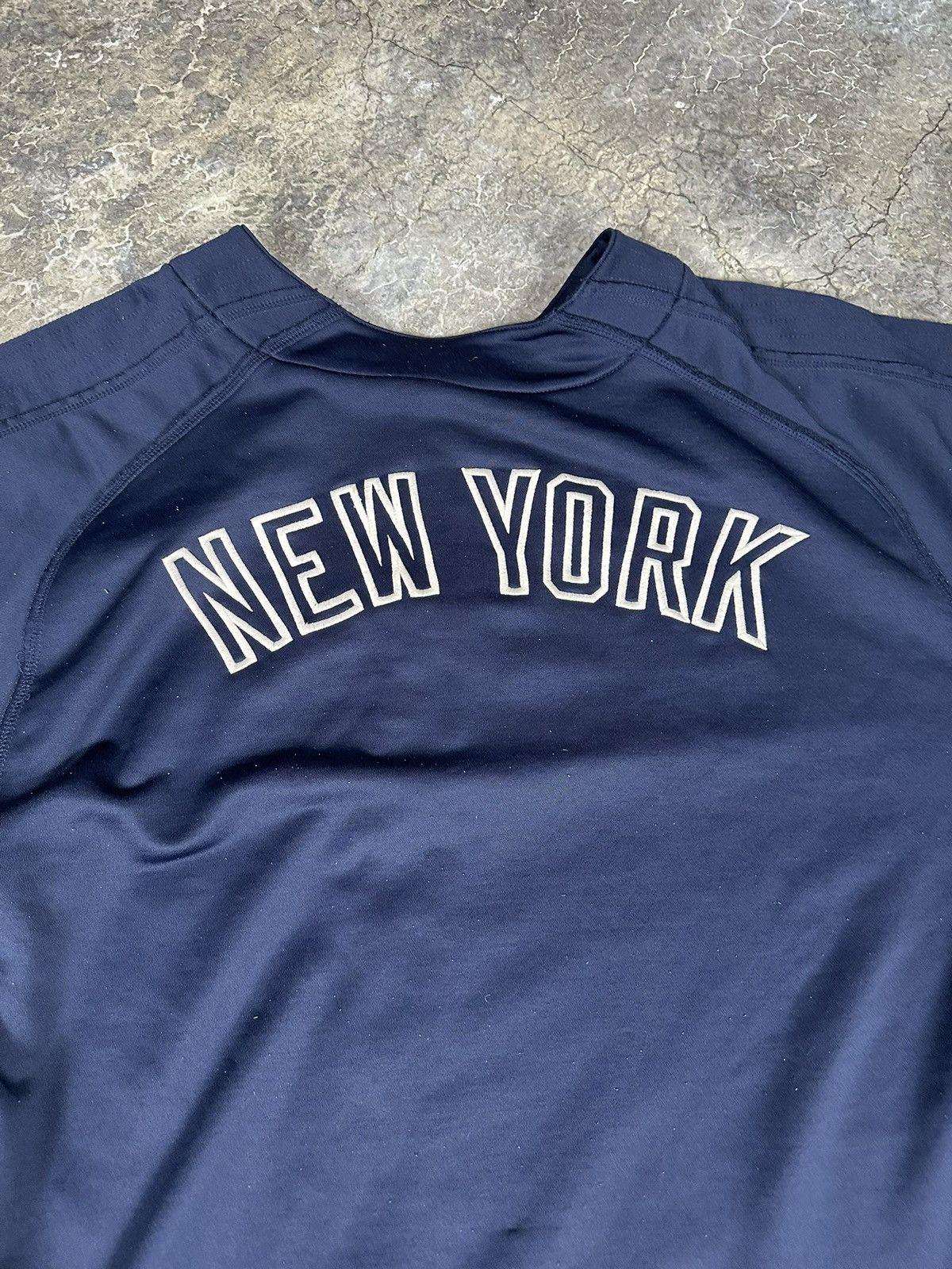 Vintage Nike New York Yankees Embroidered Jersey