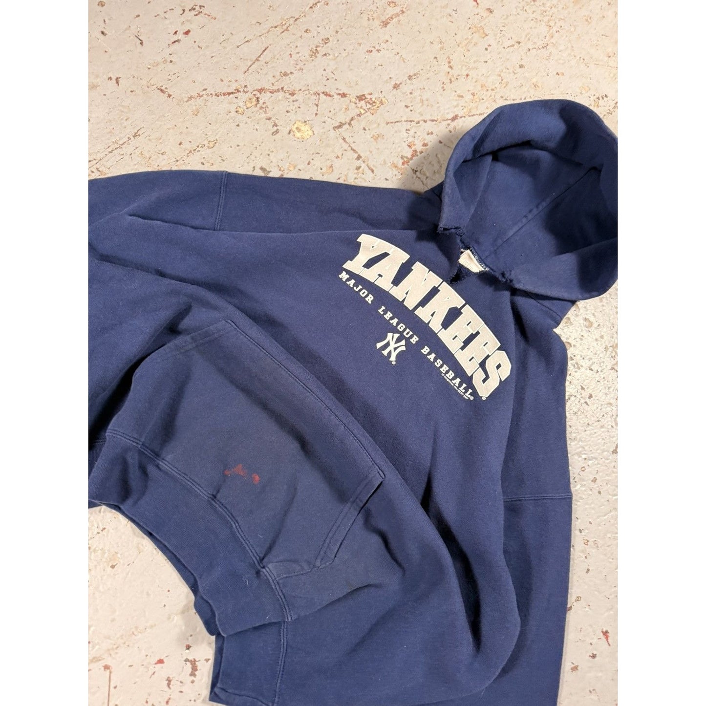 Vintage Distresses New York Yankees Hoodie