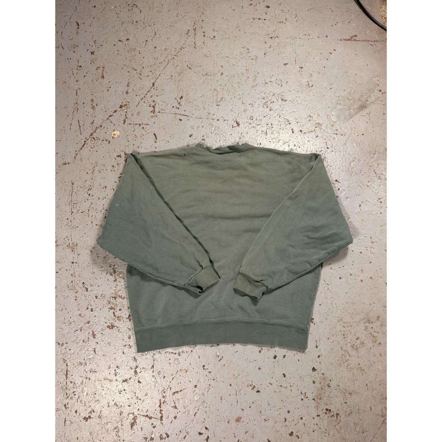 Insane Vintage Distressed Russell Athletics Faded Blank Swea