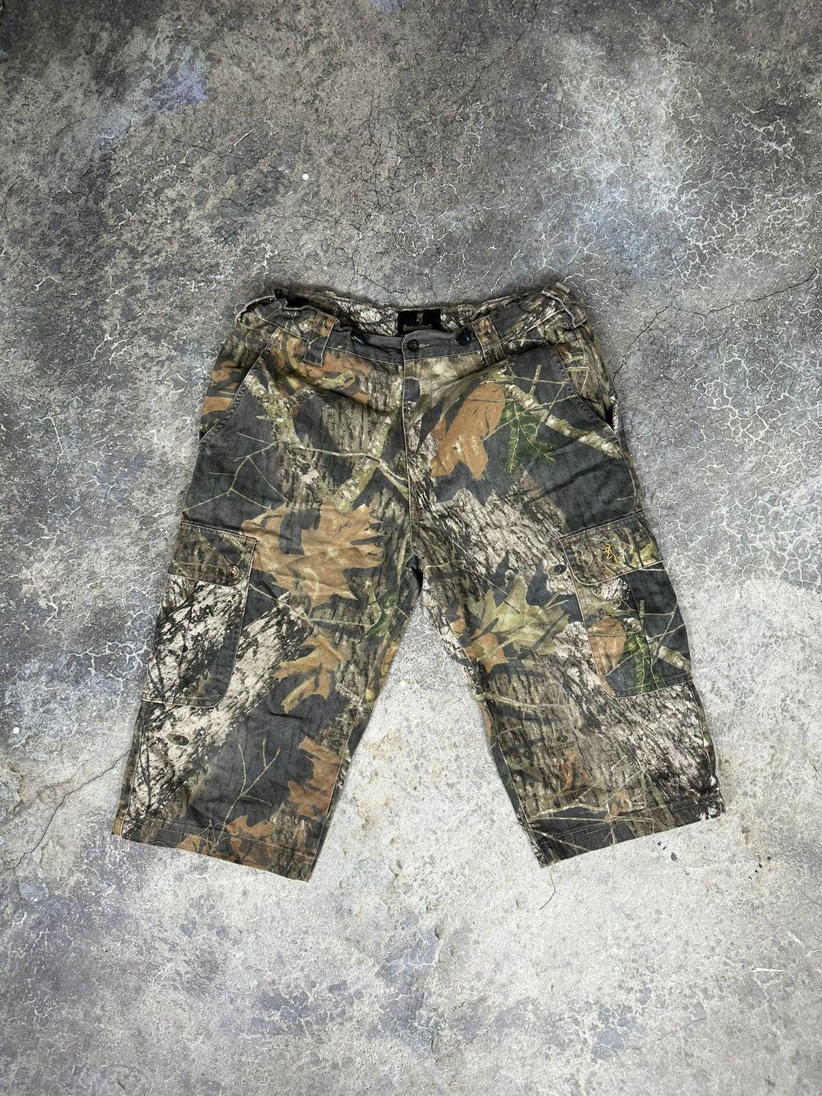 Vintage Realtree Long Cargo Shorts