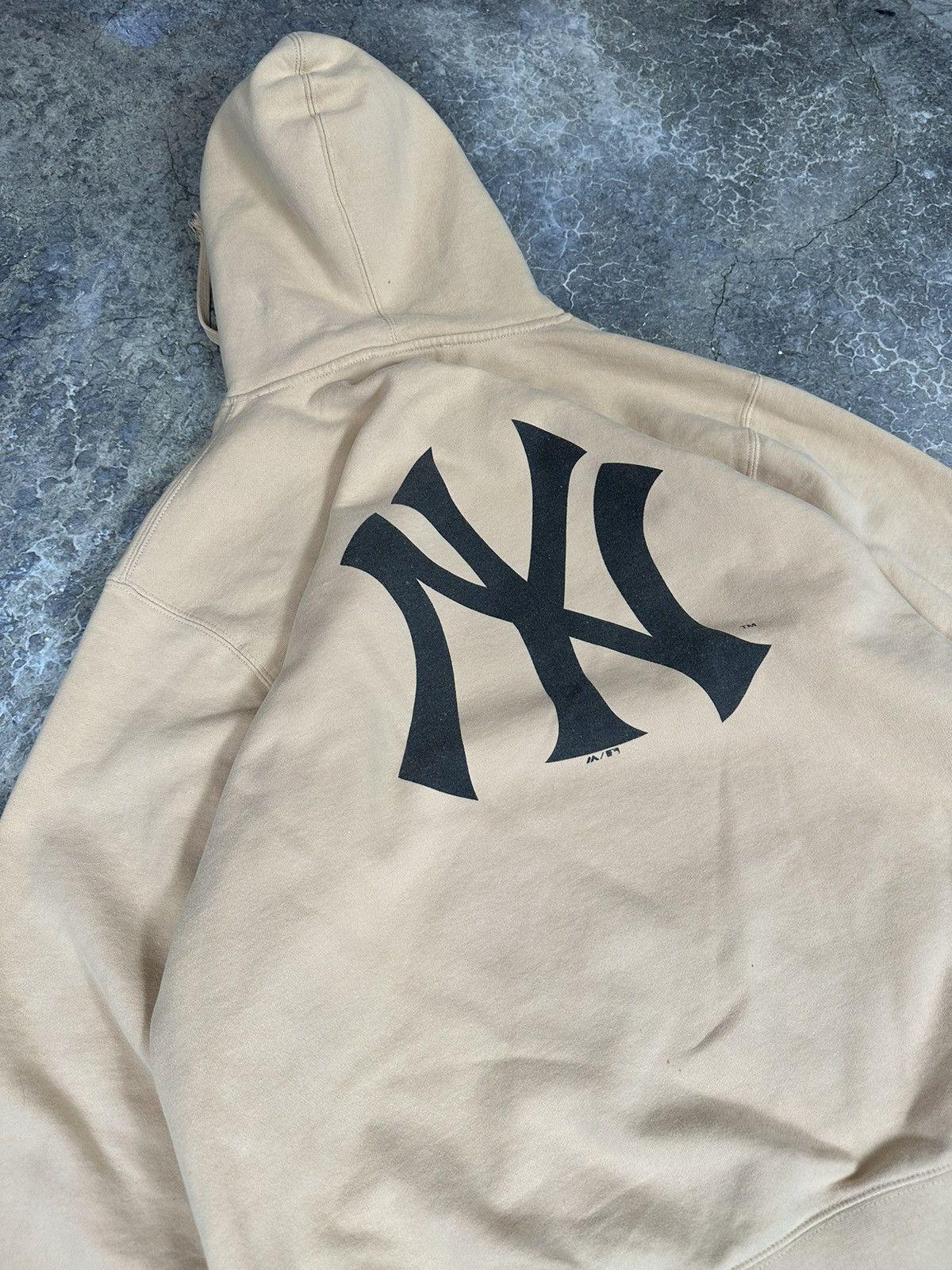 Vintage Off White New York Yankees Hoodie
