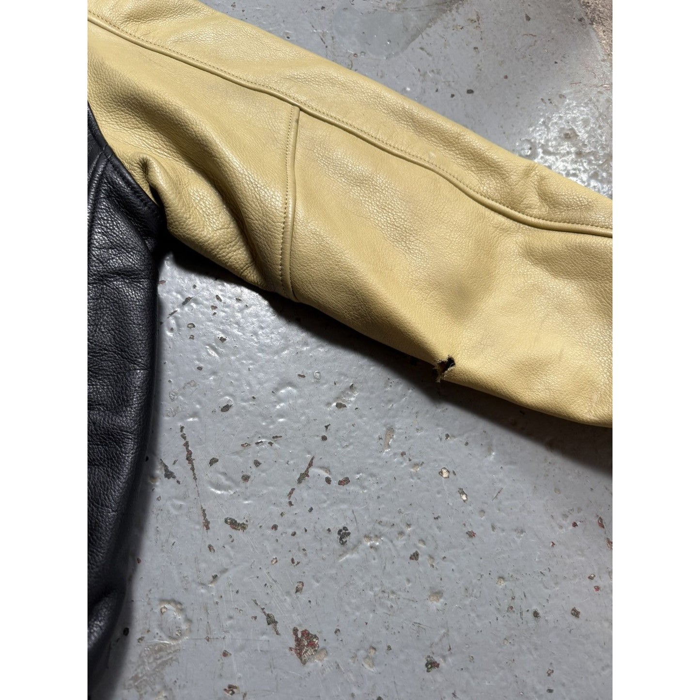 Insane Vintage Harley Davidson Leather 2 Tone Classic Jacket