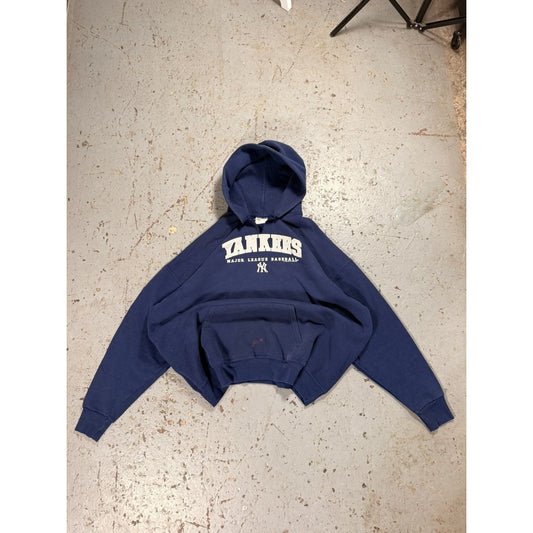 Vintage Distresses New York Yankees Hoodie