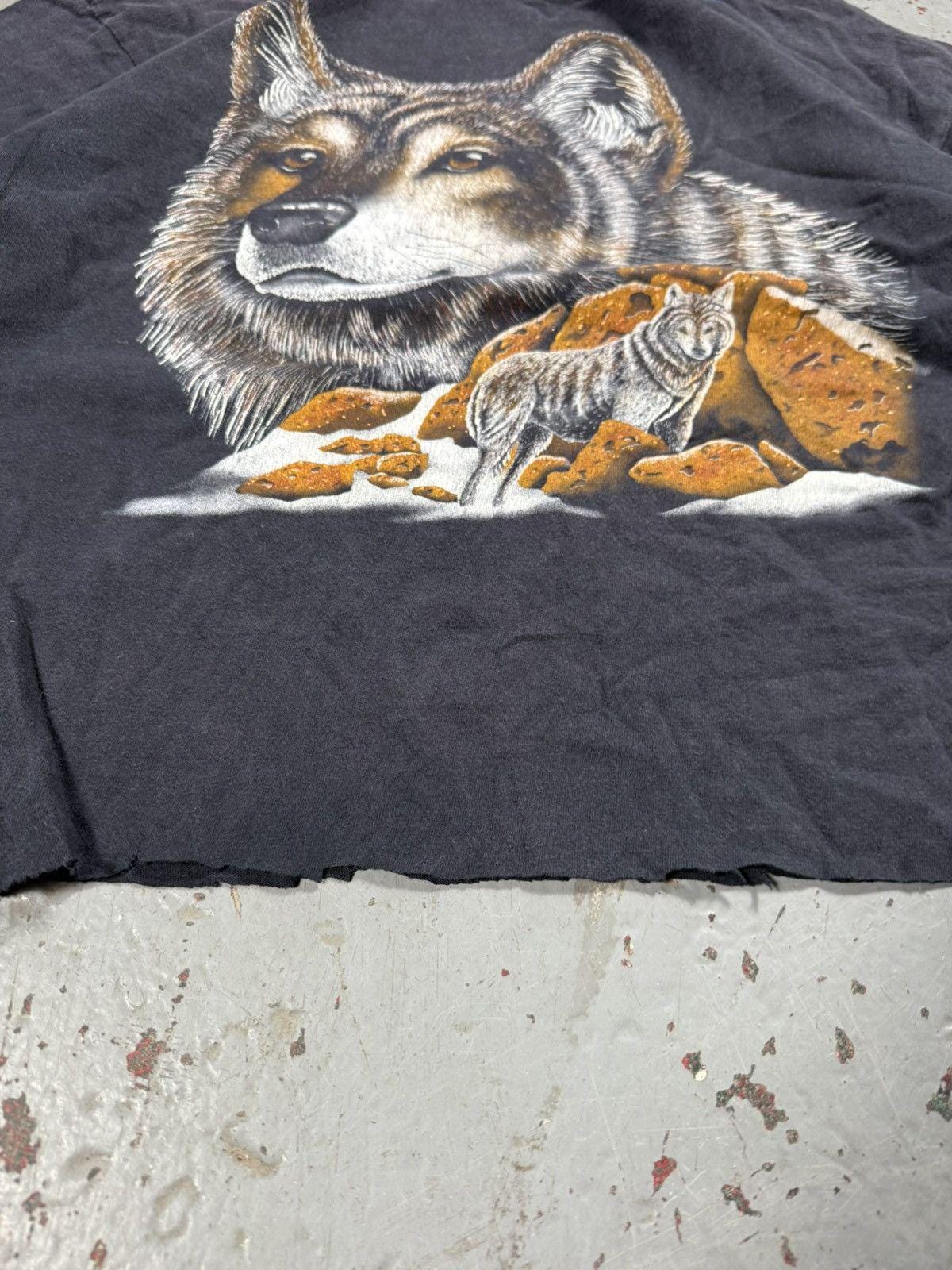 Vintage Cropped Faded Nature Wolf Tee