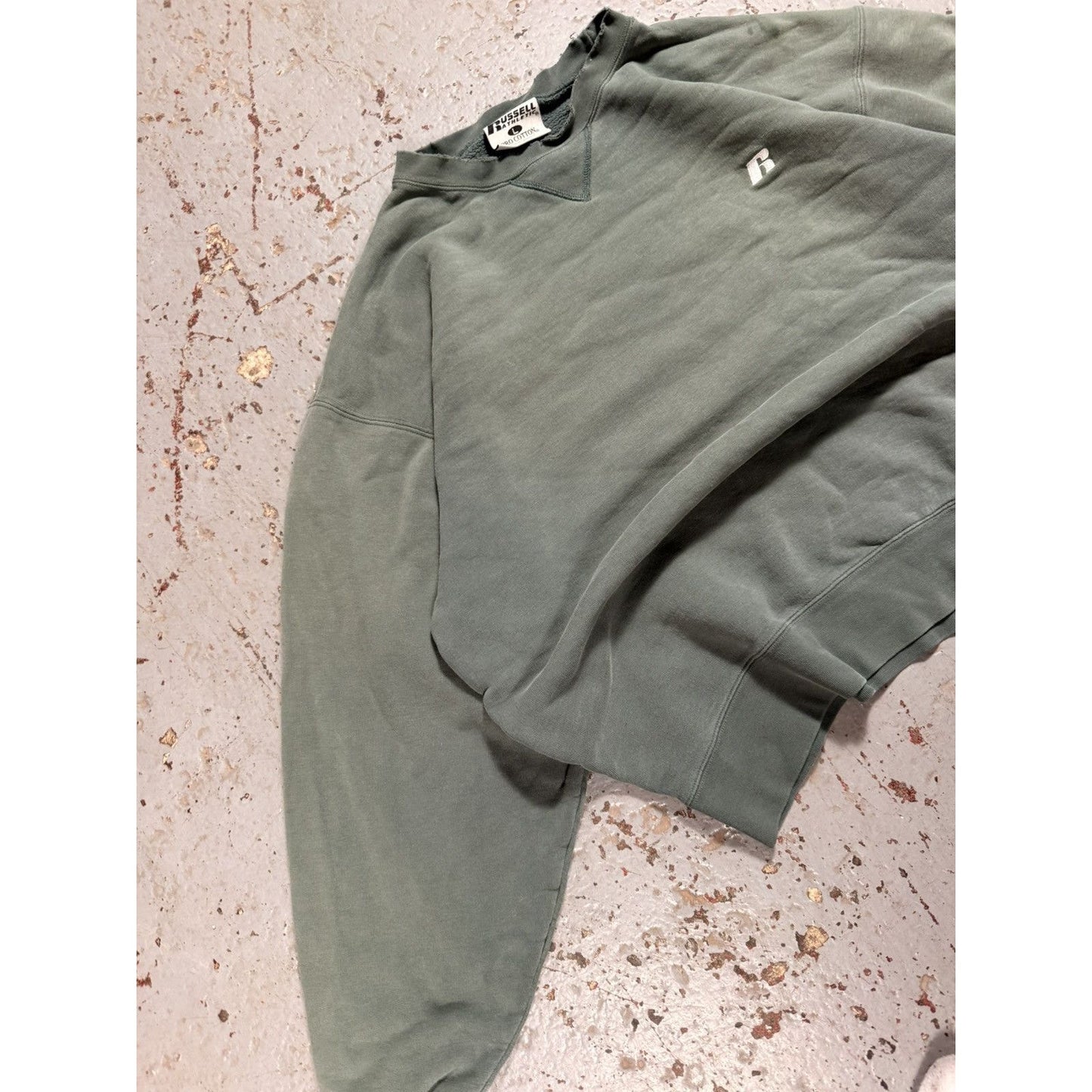 Insane Vintage Distressed Russell Athletics Faded Blank Swea
