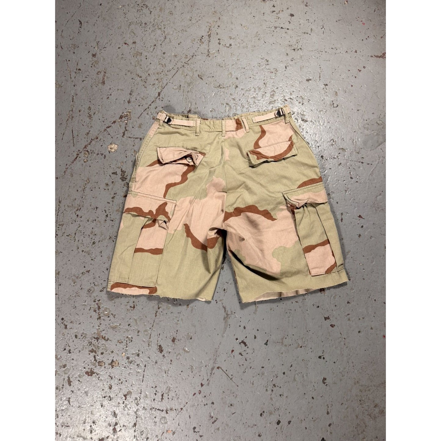 Vintage Army Camo Cropped Cargo Shorts