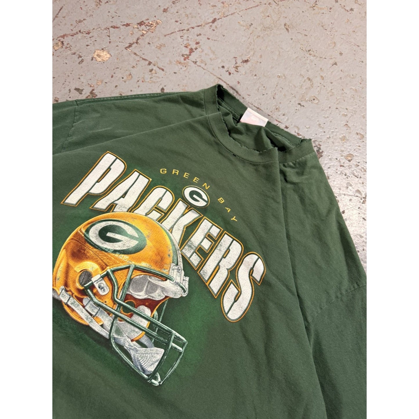 Vintage Distressed Green Bay Packers Long sleeve Helmet Tee