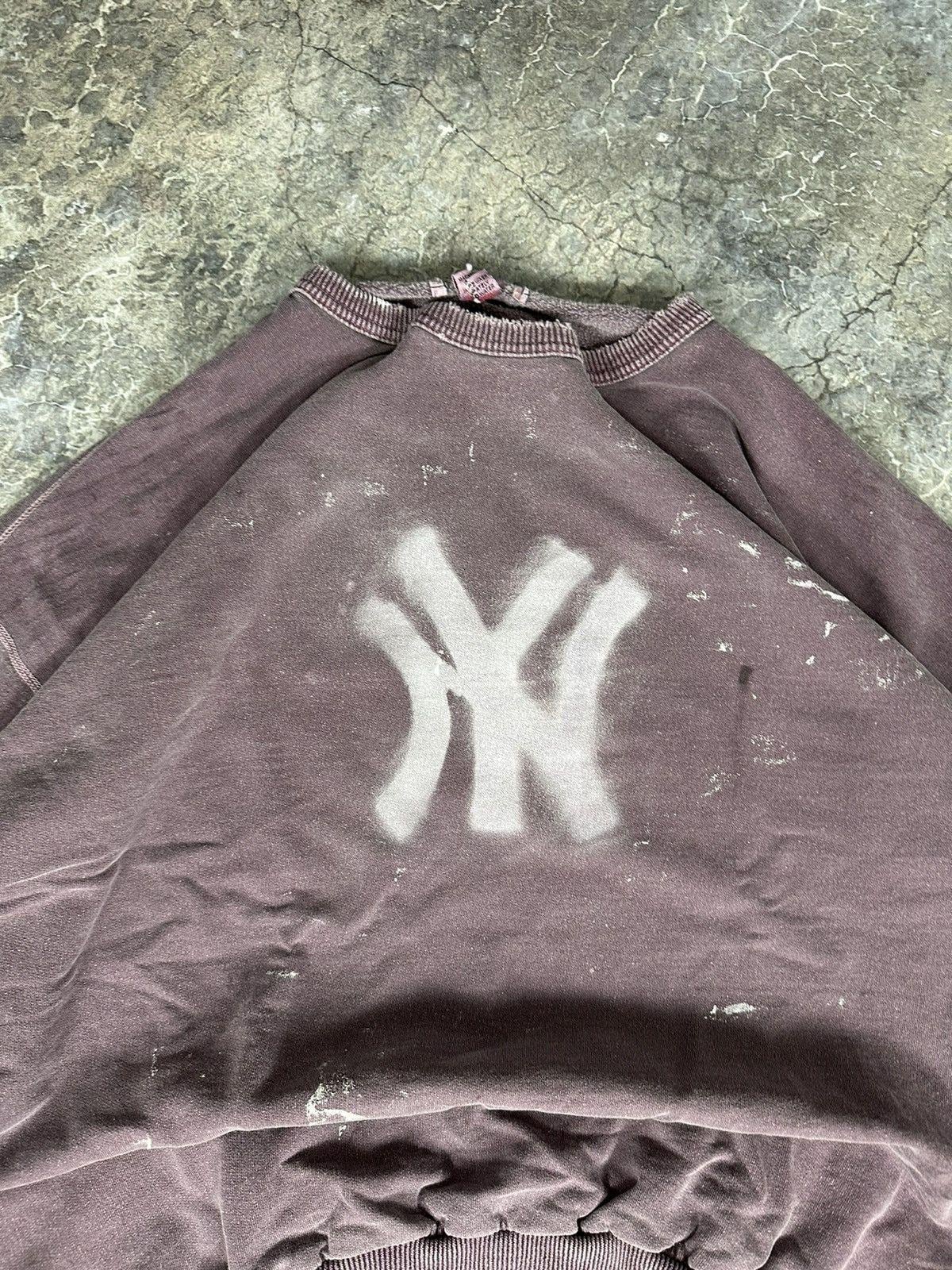 Vintage Perfectly Faded Mini Yankees Paint Logo
