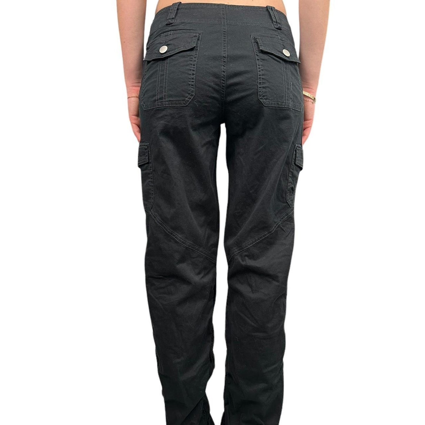 I am gia cargo pants