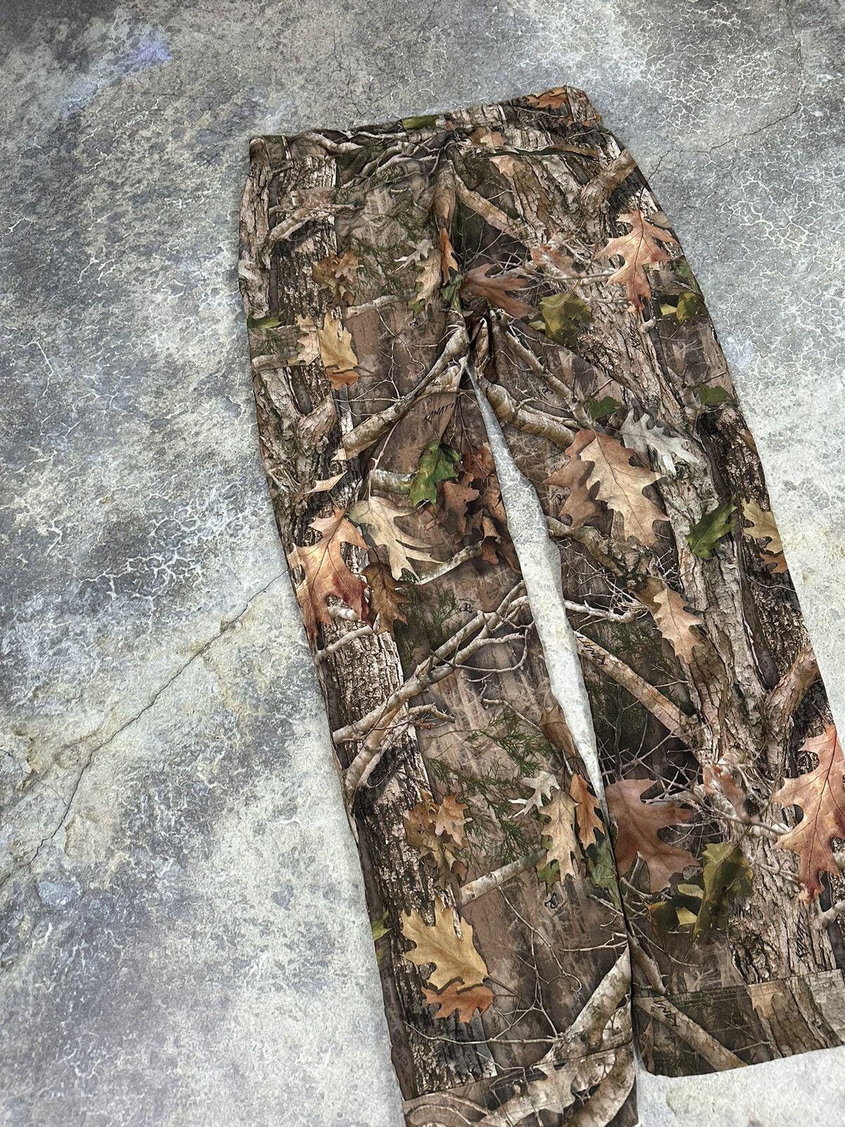 Vintage Realtree Nylon Cargo Pants