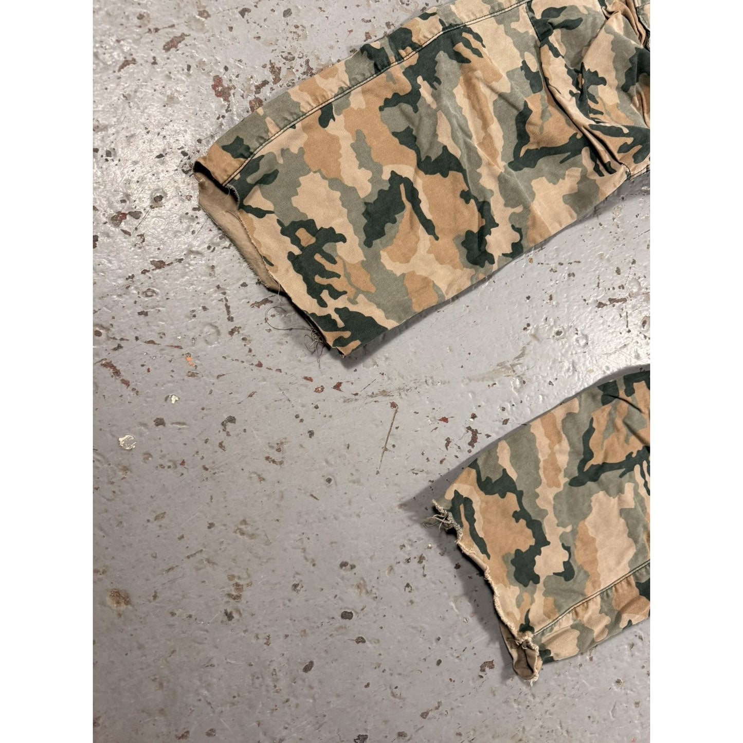 Vintage Levis Cargo Camo Pants