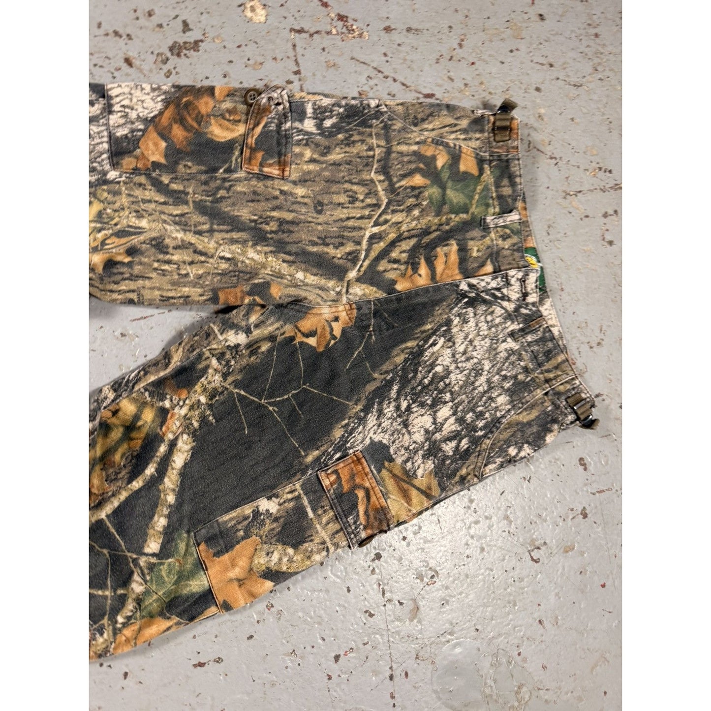 Vintage Cabelas Realtree Cargo Pants