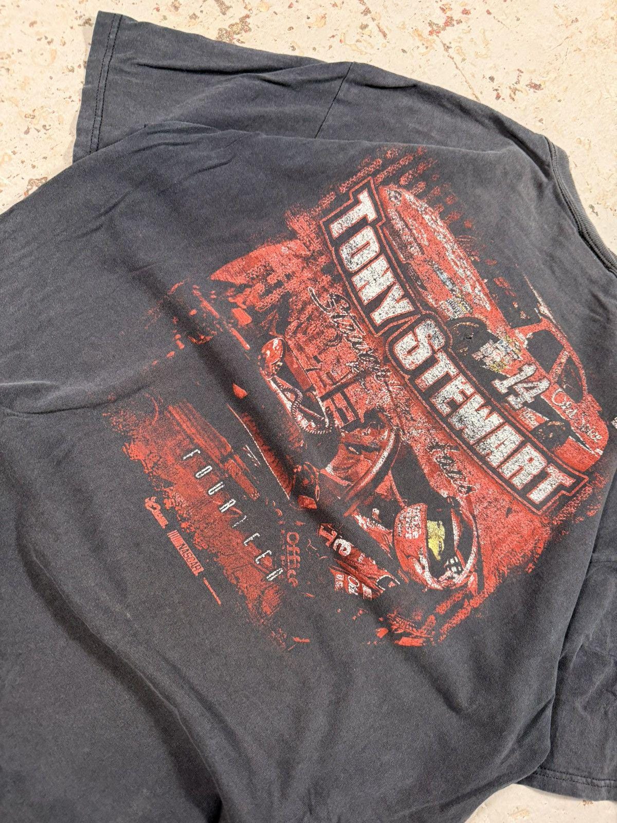 Vintage Thrashed Tony Stewart Nascar Tee