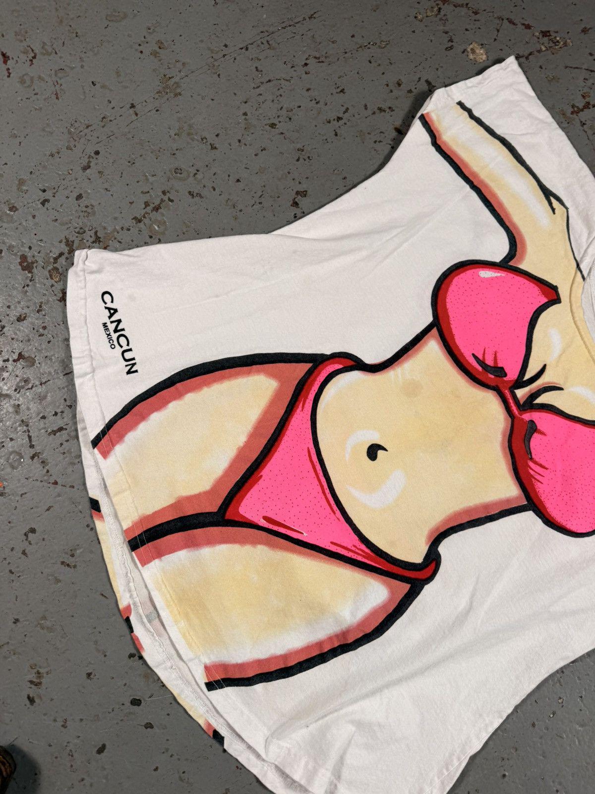 Vintage Cancun Bikini Spray Tee