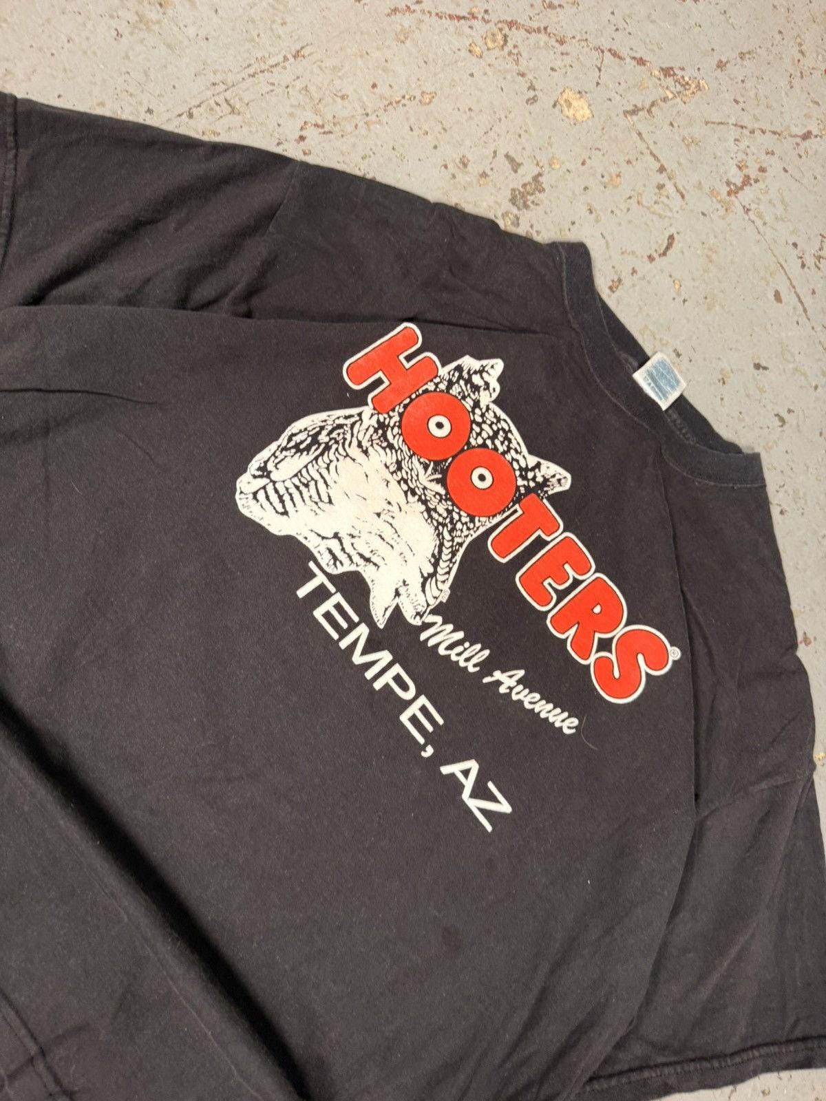 Vintage Hooters Tempe Arizona Tee