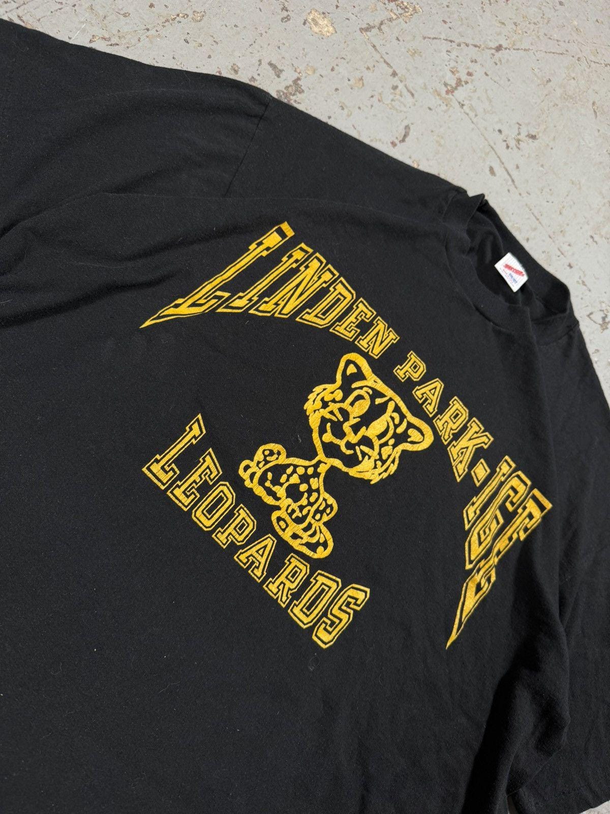 Vintage Single Stitch Lindon Park Ice Leopards Cropped Tee