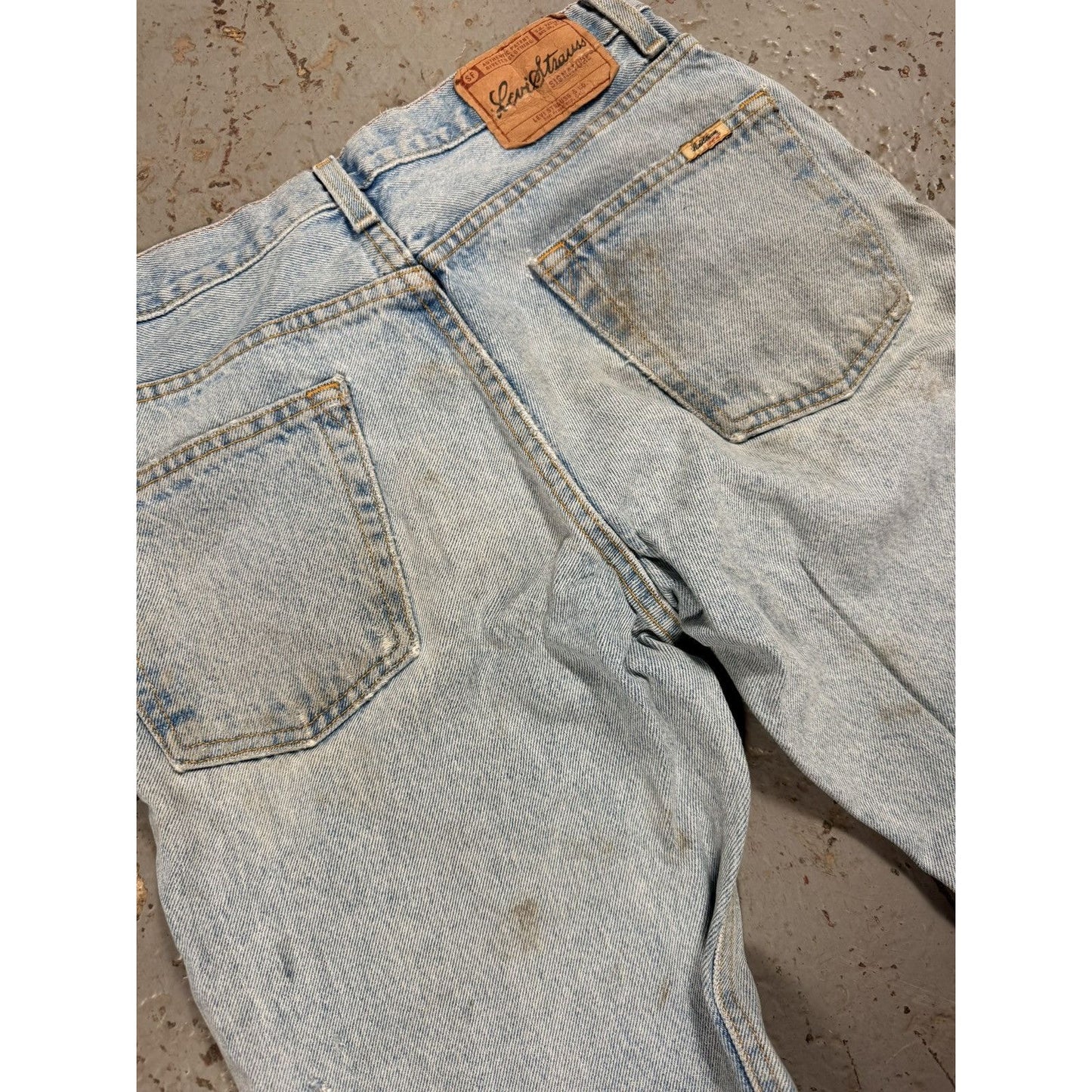 Vintage Levis Signatures Faded Jeans