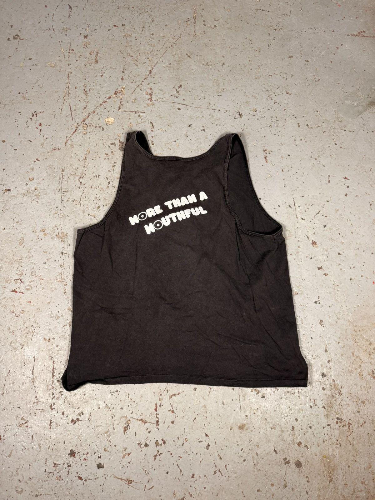 Vintage Hooters Erie PA Tank Top Gym Shirt