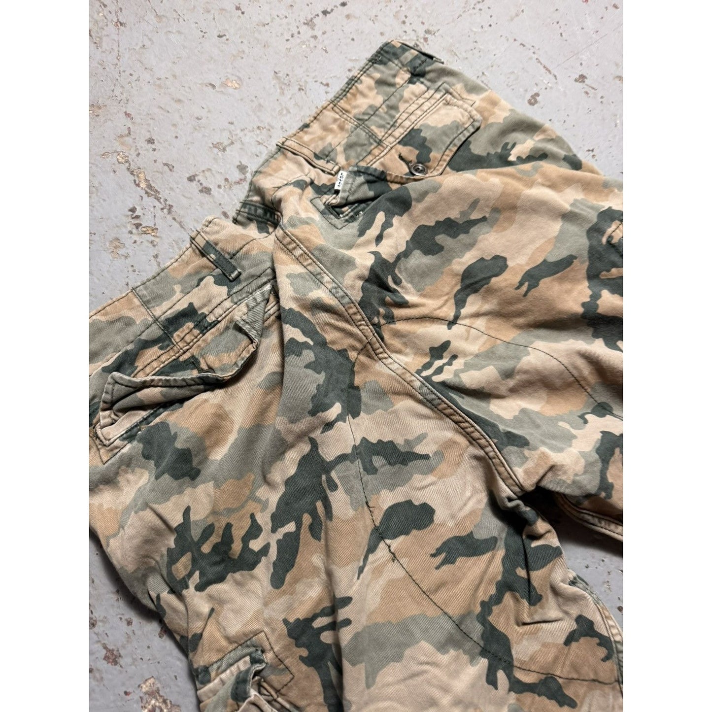 Vintage Levis Cargo Camo Pants