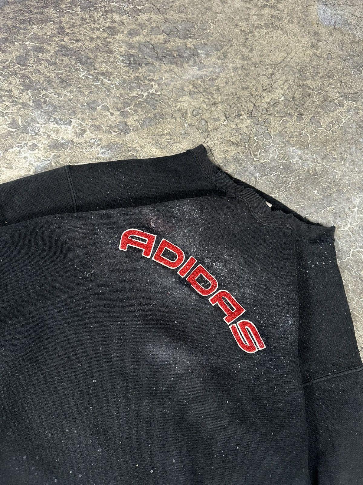 Vintage Thrashed adidas Crewneck