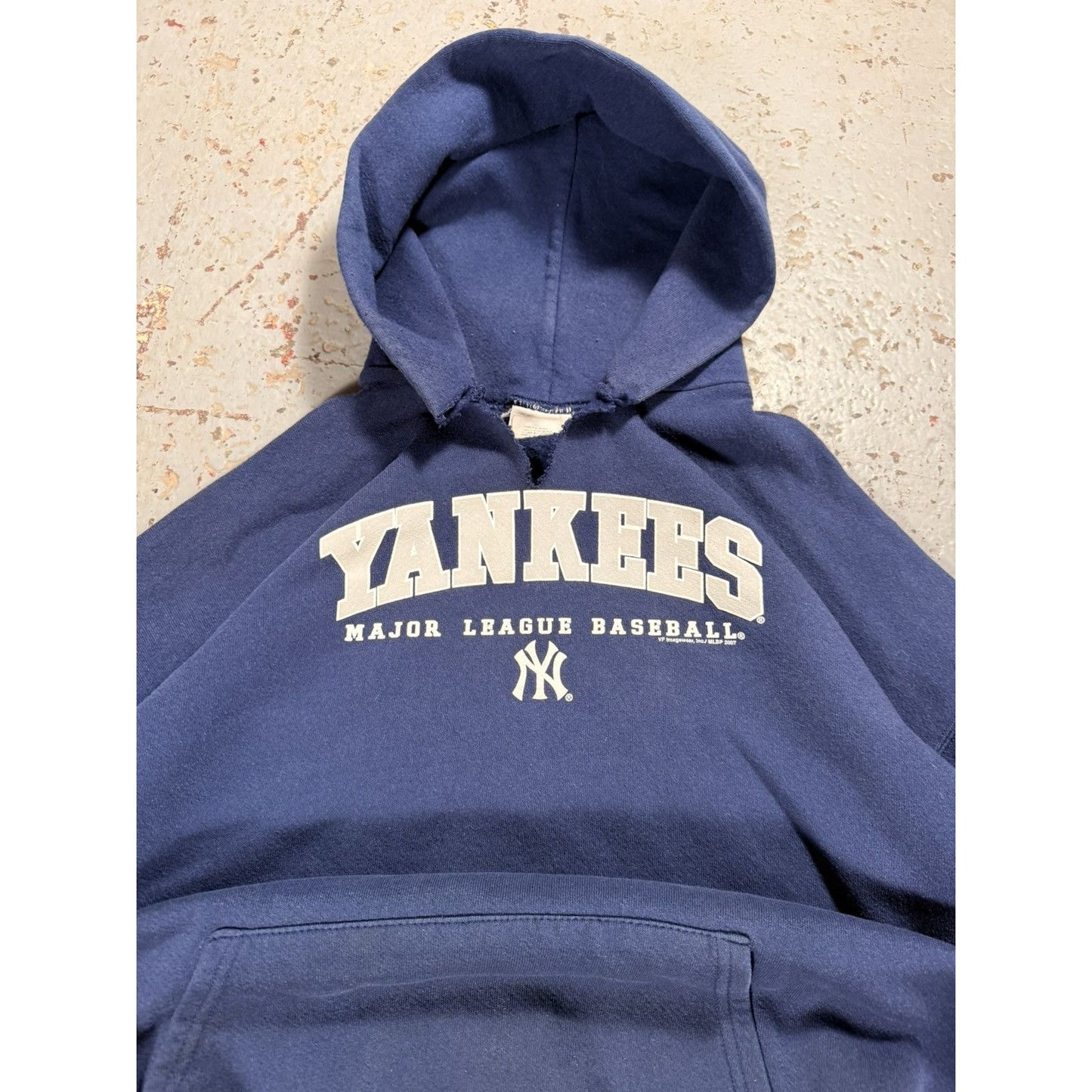 Vintage Distresses New York Yankees Hoodie