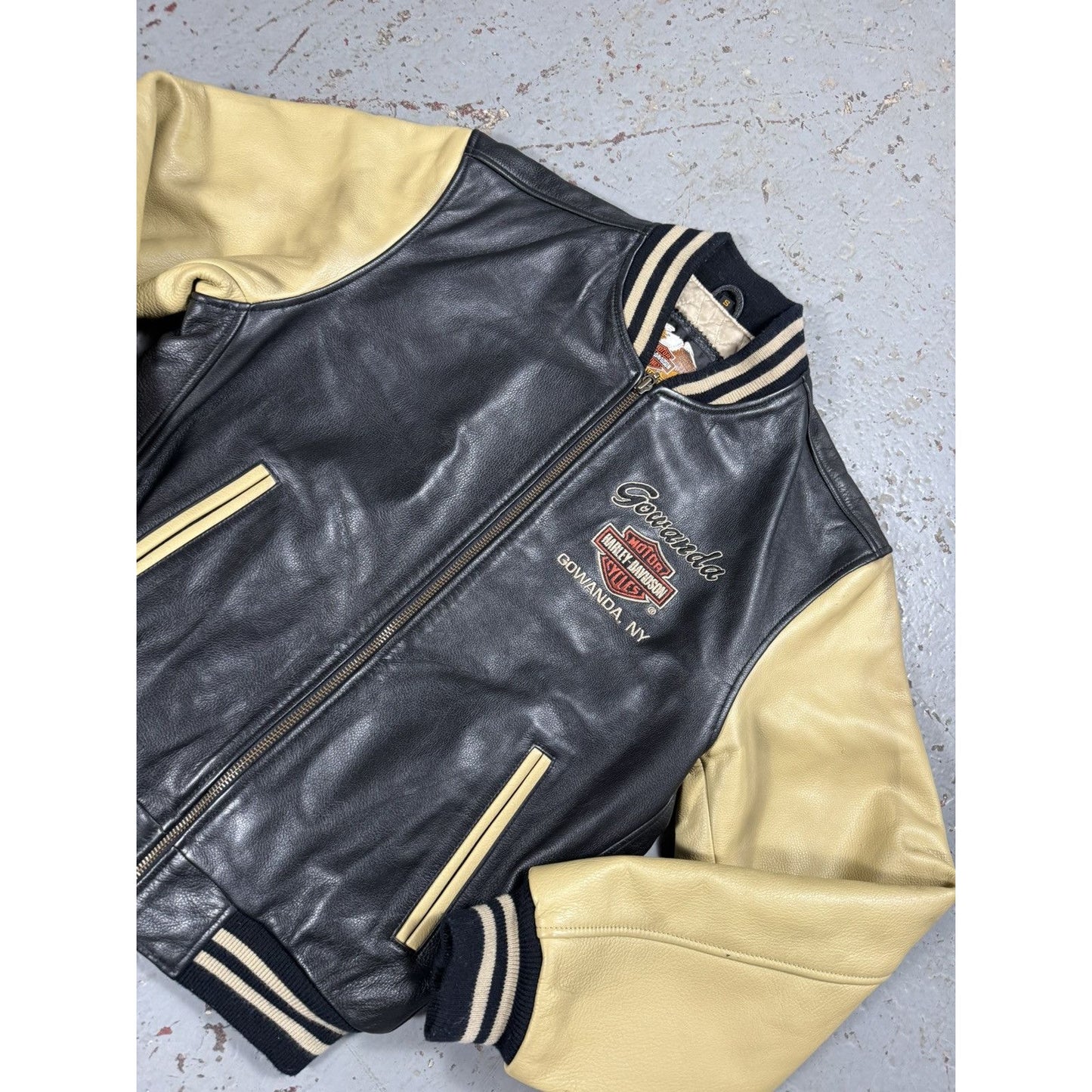 Insane Vintage Harley Davidson Leather 2 Tone Classic Jacket