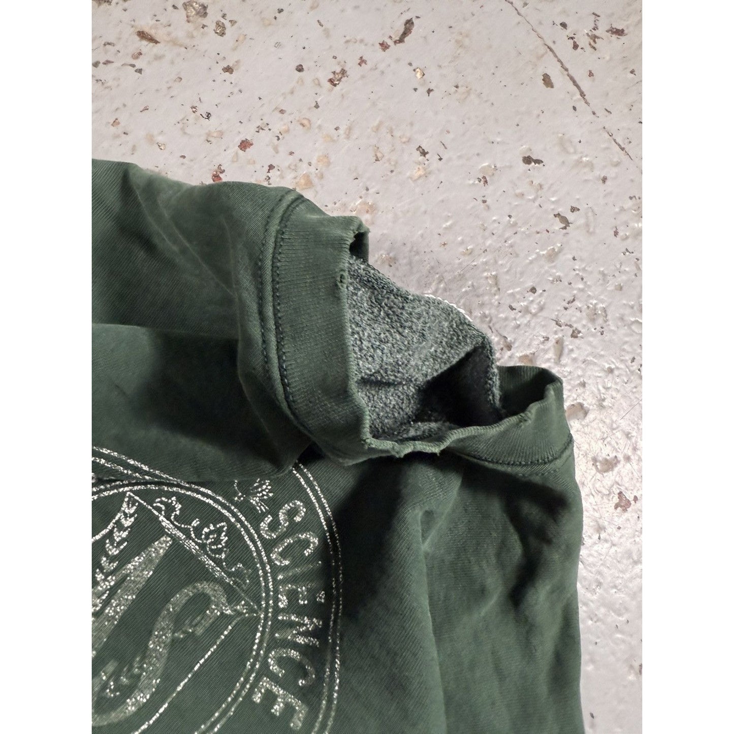 Vintage Faded Animal Science U Of M Crewneck Sweater