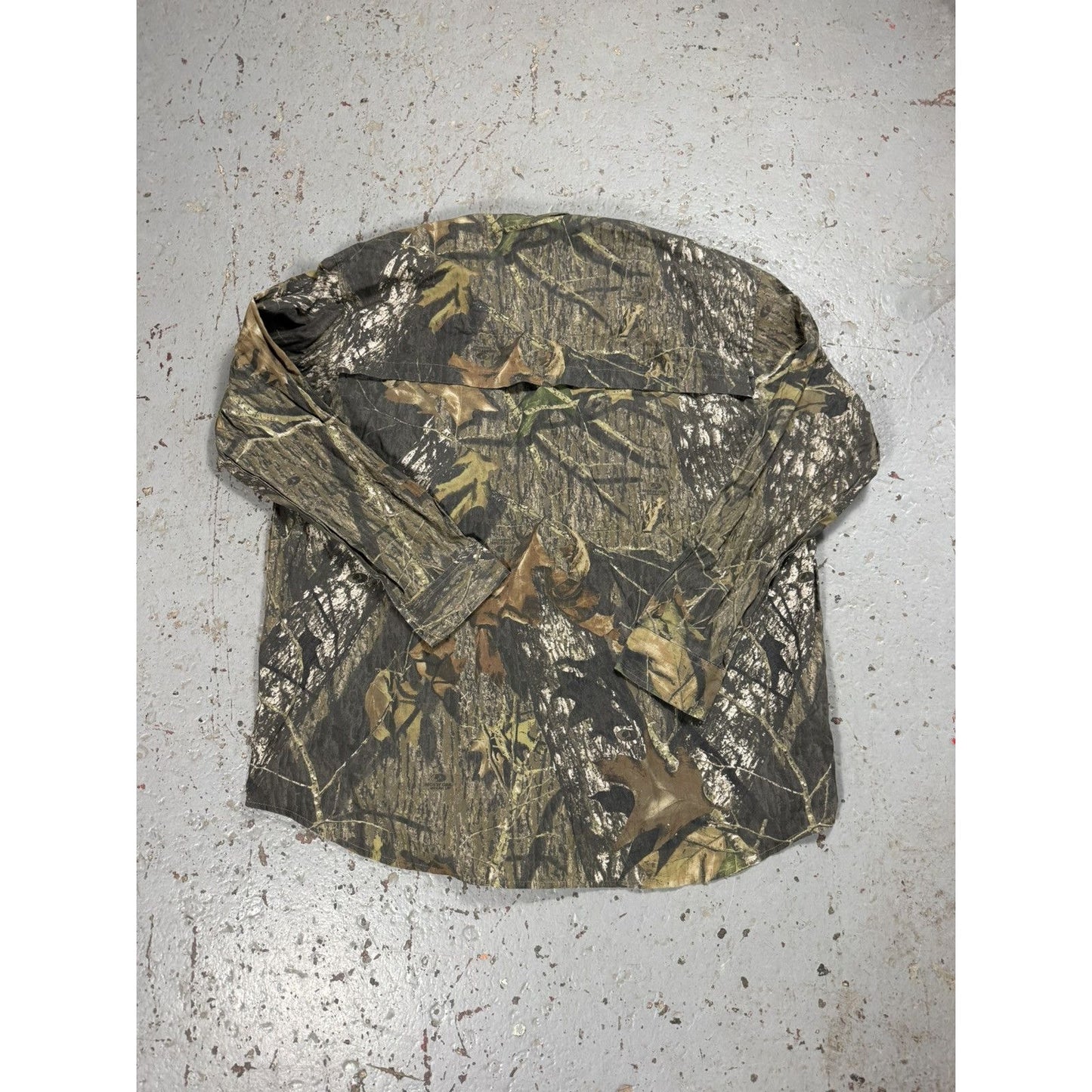 Vintage Realtree Camo Button Up Shirt